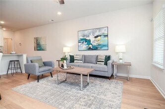 1202 Sugarloaf Pkwy, Unit Hamrick 205 in Lawrenceville, GA - Building Photo - Building Photo
