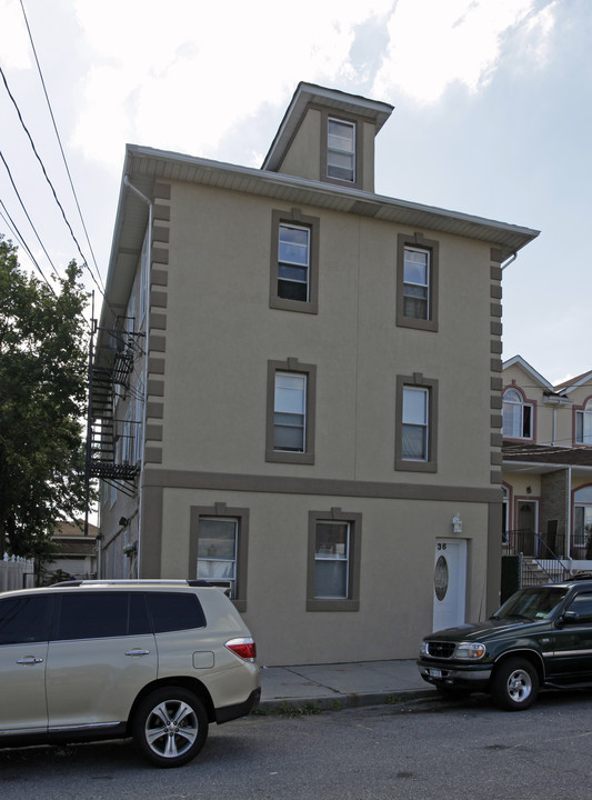 36 Andrews St in Staten Island, NY - Building Photo