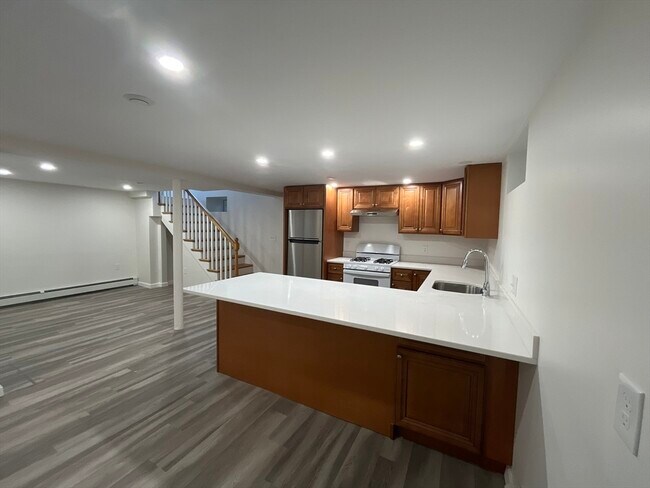 7 Lexington Ave in Boston, MA - Building Photo - Building Photo