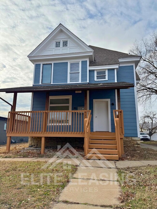 property at 1409 SW Topeka Blvd