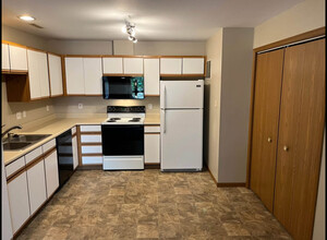 4627 1st Ave SW, Unit 5 in Cedar Rapids, IA - Building Photo - Building Photo