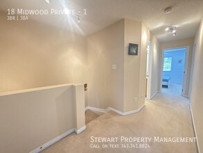18 Midwood Private in Ottawa, ON - Building Photo - Building Photo