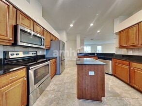 802 Lesa Glen Pl in Brandon, FL - Foto de edificio - Building Photo