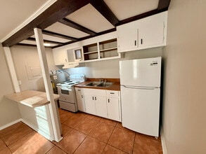 603 S Jefferson Ave, Unit 15 in West Jefferson, NC - Building Photo - Building Photo