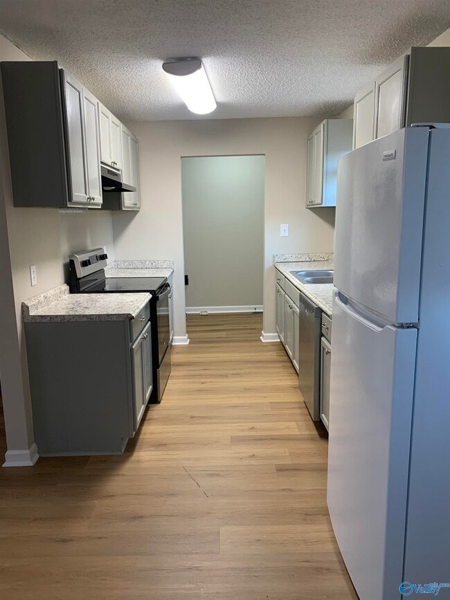 325 Honea Ln in Owens Cross Roads, AL - Building Photo - Building Photo