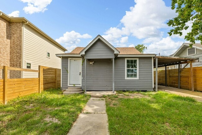 property at 1015 E 36th St