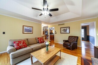 2513 Hillshire Dr in Columbia, MO - Building Photo - Building Photo