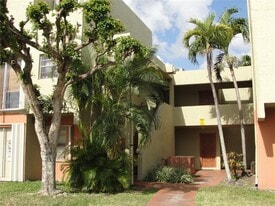 9390 W Flagler St, Unit 210A in Miami, FL - Building Photo