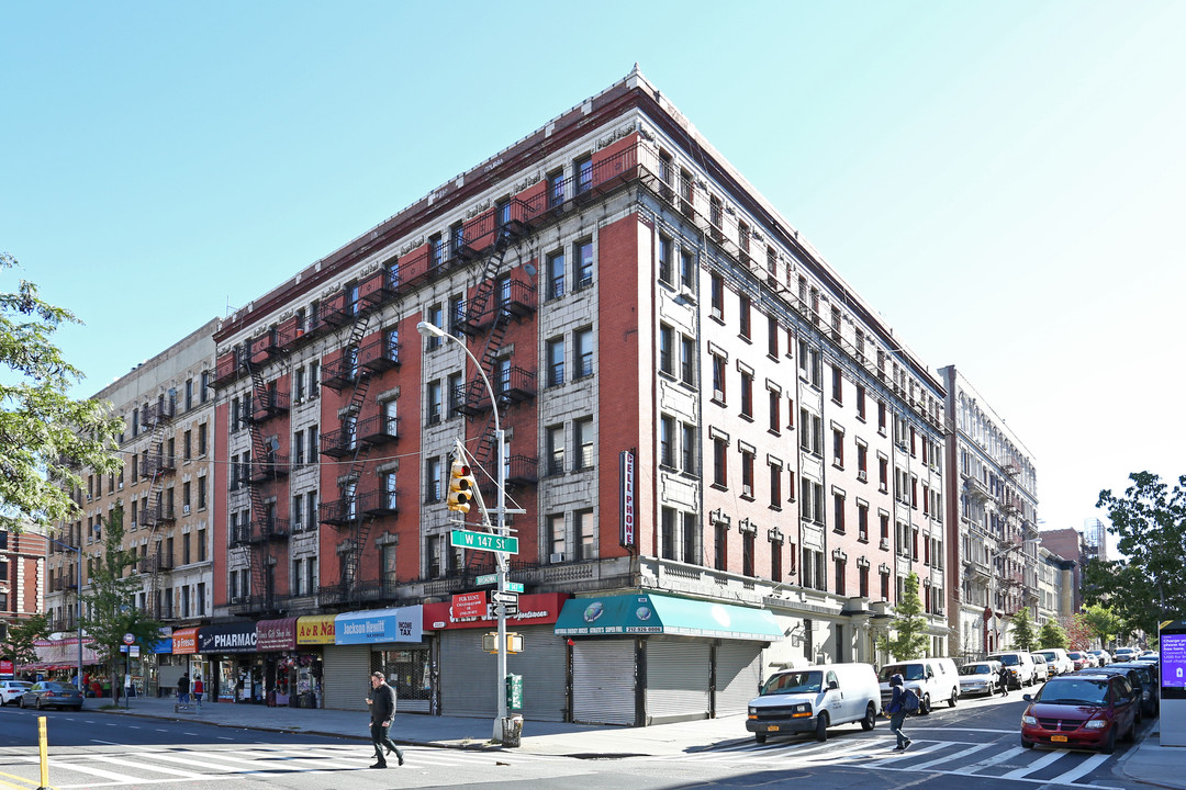 3580-3588 Broadway in New York, NY - Building Photo