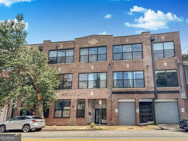 property at 204 Walker St SW