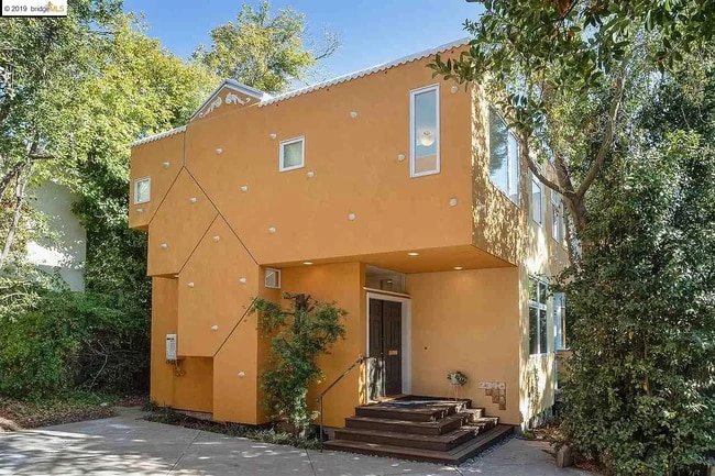 2346 Cedar St in Berkeley, CA - Foto de edificio - Building Photo