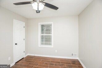 435 Shelby Ln in Hiram, GA - Building Photo - Building Photo