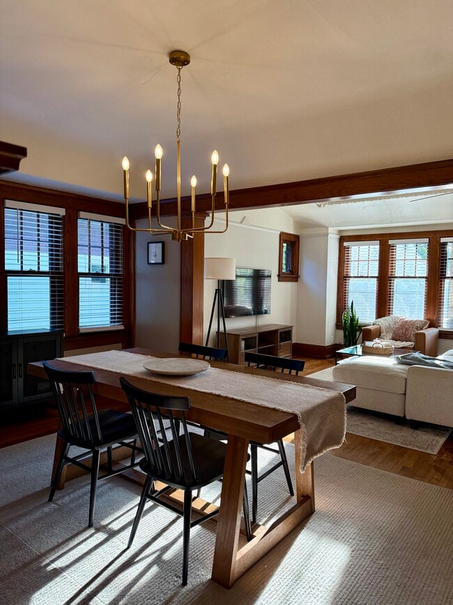 2156 N 62nd St, Unit 2156 in Wauwatosa, WI - Foto de edificio - Building Photo