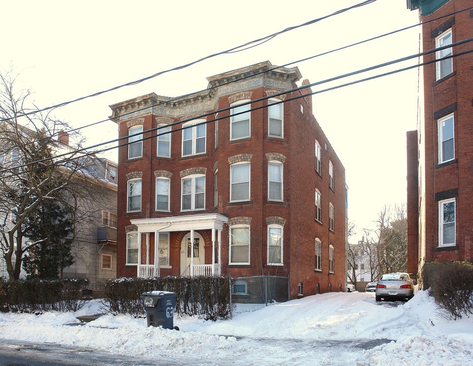 63 whitmore St in Hartford, CT - Building Photo