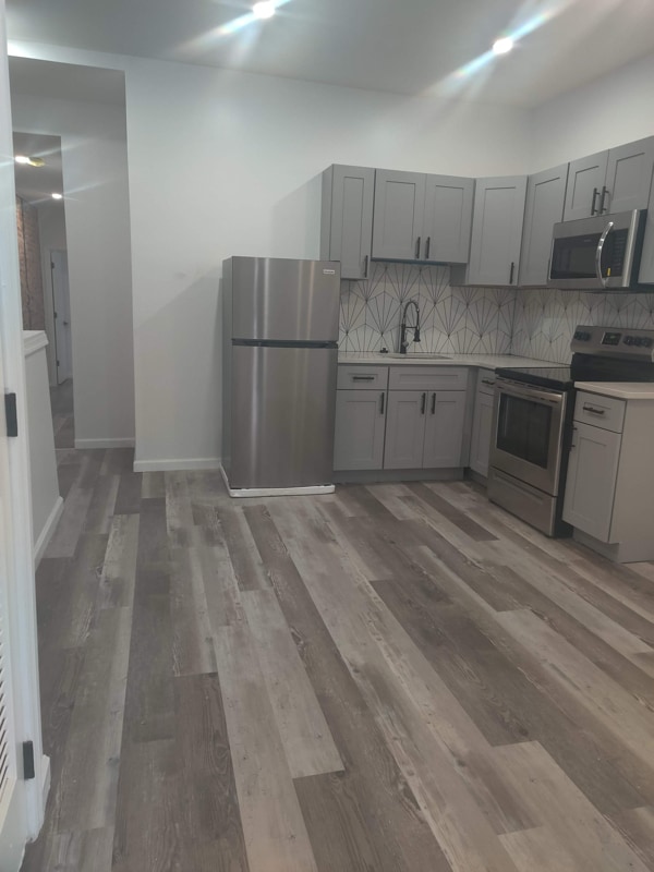 2409 N 17th St in Philadelphia, PA - Building Photo - Building Photo