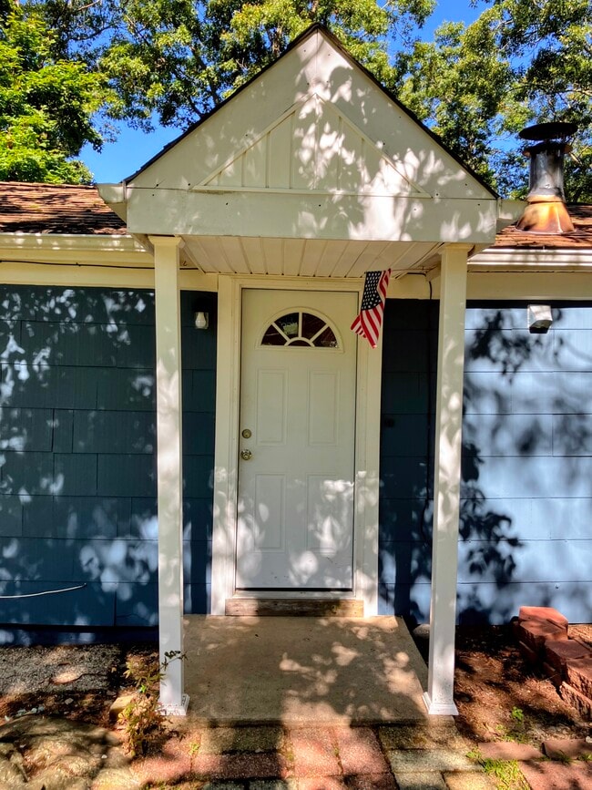 property at 25 Bayville Dr