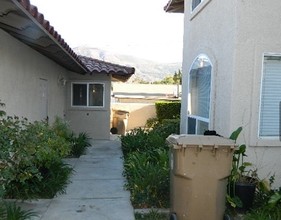 113 S Oak St in Santa Paula, CA - Building Photo - Building Photo