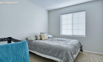 1709 Eastview Dr in Papillion, NE - Building Photo - Building Photo