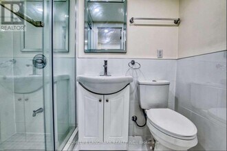 17 Brewton Rd in Toronto, ON - Building Photo - Building Photo