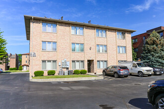 10415 Mayfield Ave in Oak Lawn, IL - Building Photo - Building Photo