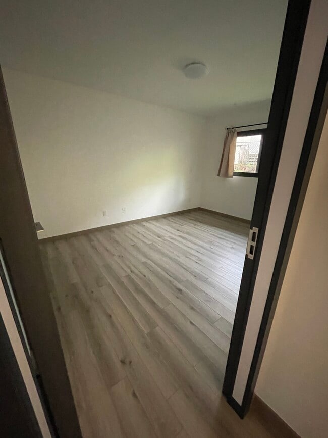 property at 2584 Pauoa Rd