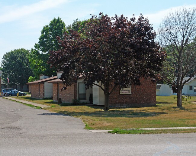 322 N Main St in Cedarville, OH - Building Photo - Building Photo