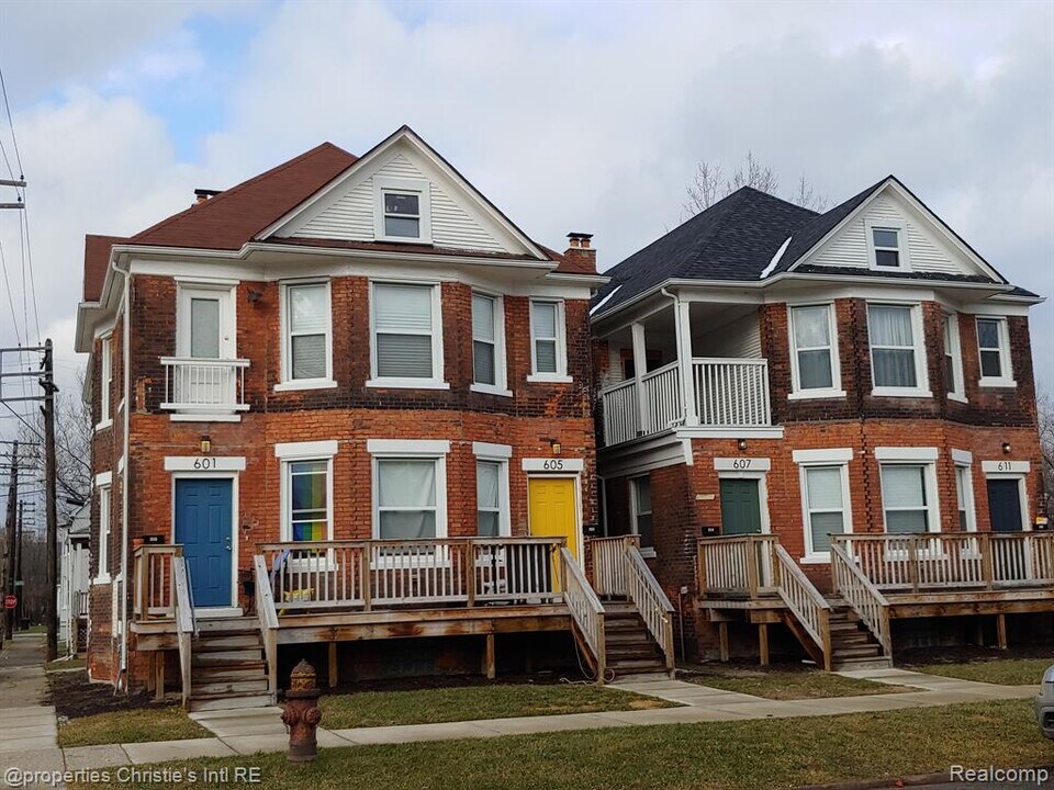 607 E Bethune St in Detroit, MI - Building Photo