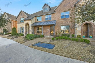 4270 Cascade Sky Dr in Arlington, TX - Foto de edificio - Building Photo