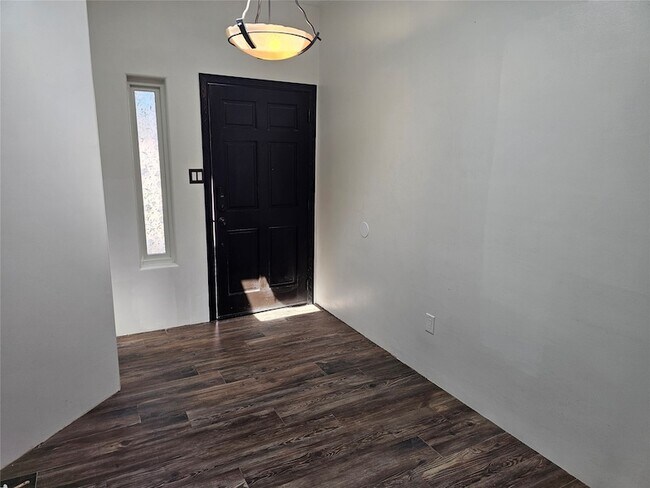 7524 Kachina Loop in Santa Fe, NM - Building Photo - Building Photo