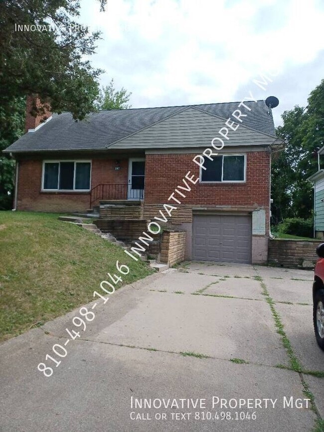 property at 3087 Hatherly Ave