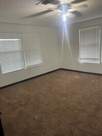 754 Prosper St photo'