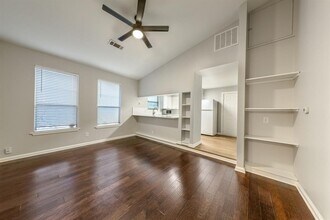 406 W Johanna St in Austin, TX - Building Photo - Building Photo