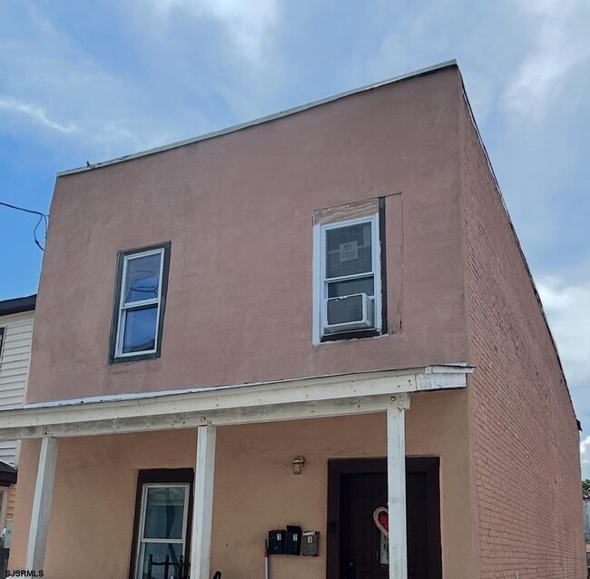 property at 326 N Tennessee Ave