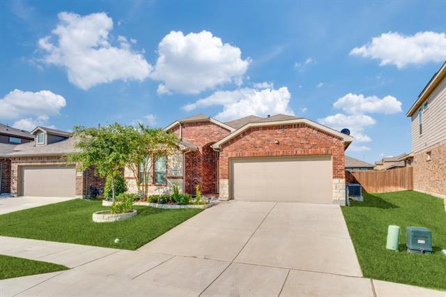 16025 Charing Cross Dr in Northlake, TX - Building Photo