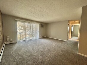 Glen Parker Wood Flats in Cincinnati, OH - Building Photo - Interior Photo