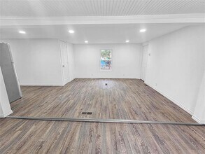 106 Silveroaks St in Gun Barrel City, TX - Building Photo - Building Photo