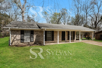 5242 Ginger Dr in Jackson, MS - Building Photo - Building Photo