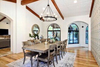 31350 Lobo Canyon Rd in Agoura Hills, CA - Building Photo - Building Photo