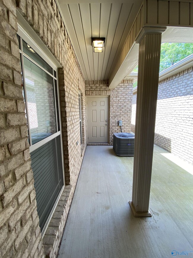 46 Cypress Point Dr in Huntsville, AL - Building Photo - Building Photo