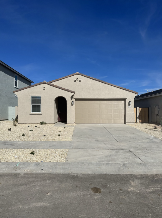 18238 Poston Dr in Sun City West, AZ - Building Photo