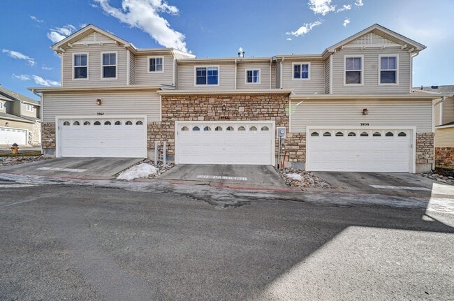 3963 Diamond Ridge View in Colorado Springs, CO - Building Photo - Building Photo