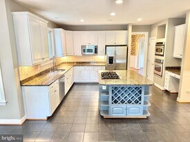 3500 Germainia Ct in Triangle, VA - Building Photo