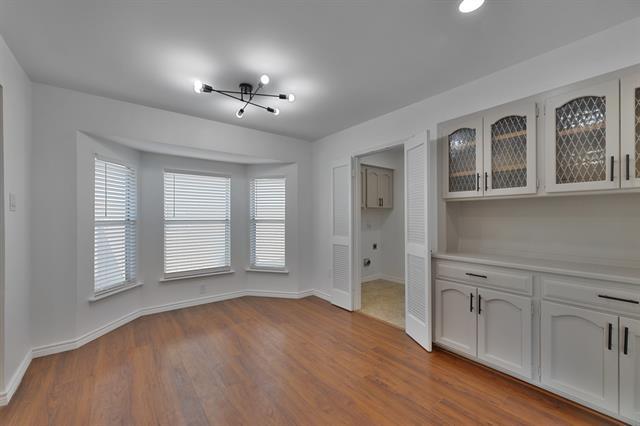 6404 N Park Dr in Watauga, TX - Building Photo