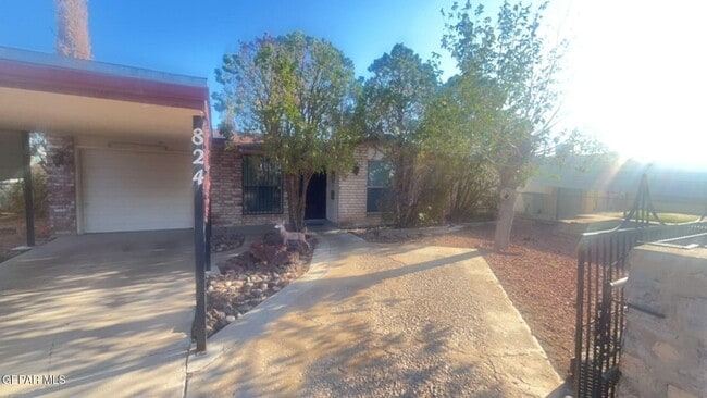 property at 824 Chapala Ct