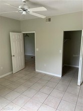 5618 Pinnacle Heights Cir in Tampa, FL - Foto de edificio - Building Photo