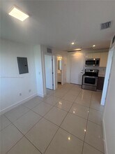 829 SW 18th Ave in Miami, FL - Building Photo - Building Photo