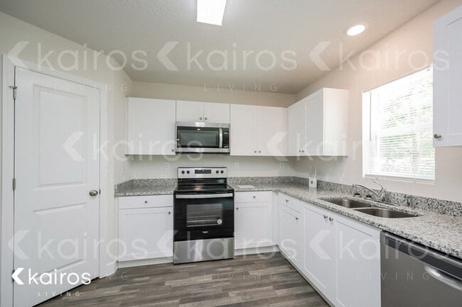 2820 W Andromedae Dr in Citrus Springs, FL - Building Photo - Building Photo