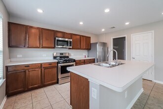 14315 Cedar Pine Ct in Houston, TX - Foto de edificio - Building Photo