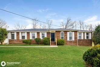 633 Bahia Ln in Bessemer, AL - Foto de edificio - Building Photo