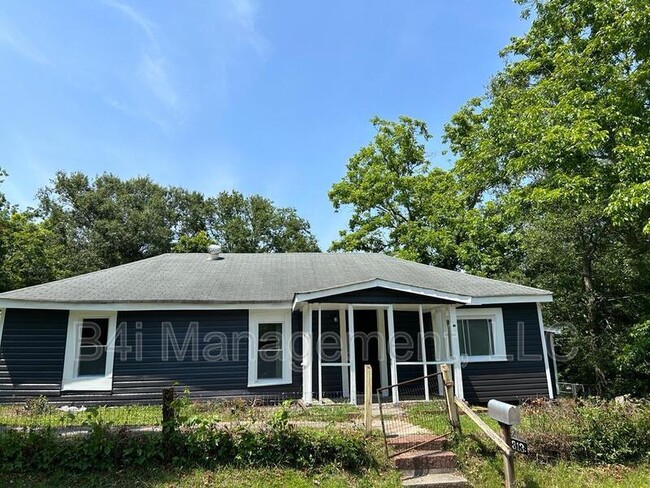 property at 313 McCall St